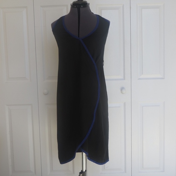 Black and Blue Silk Halter Wrap Dress, Size 38 🔴CLEARANCE🔴 - Picture 1 of 6